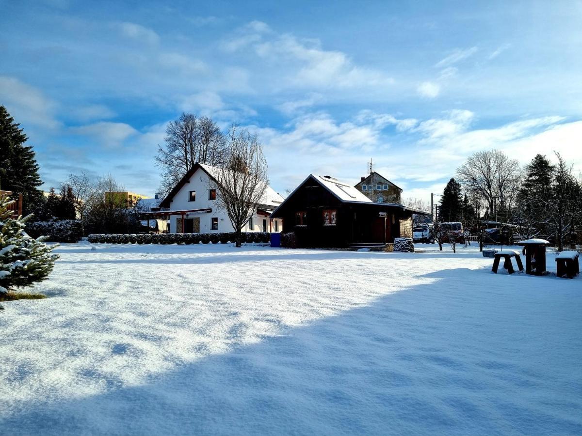Dum A Chatka Pod Smrkem Nove Mesto pod Smrkem Exterior foto